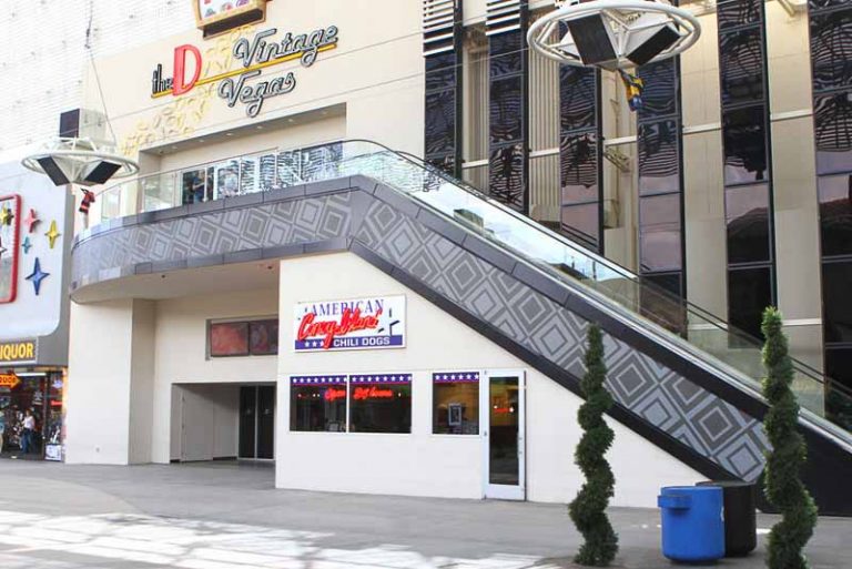 10 Places to Satisfy Your "Drunchies" in Downtown Las Vegas 2 American Coney Island