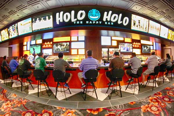 Great Places to Day Drink in Downtown Las Vegas 7 Holo Holo 2016