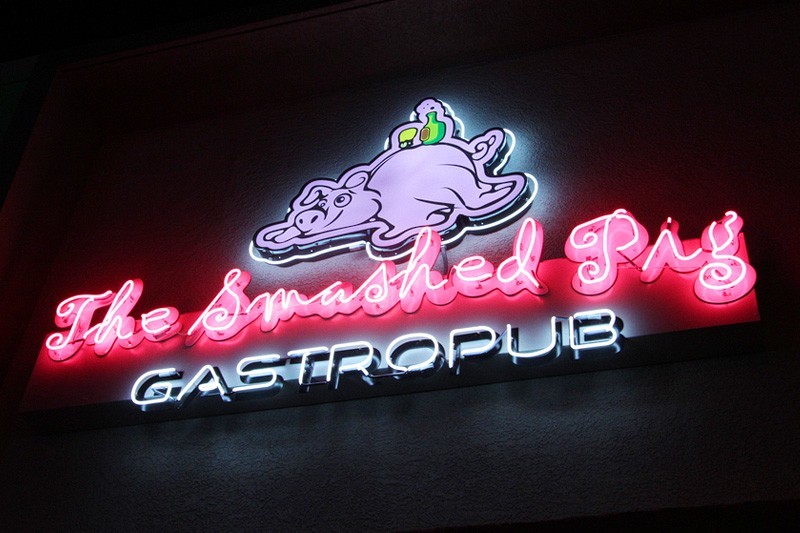 smashed pig gastropub2