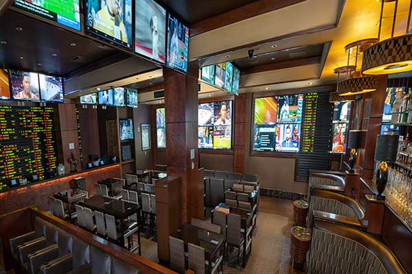 Taking a Gamble at Downtown Las Vegas' Premier Sportsbooks 5 Golden Nugget Sportsbook