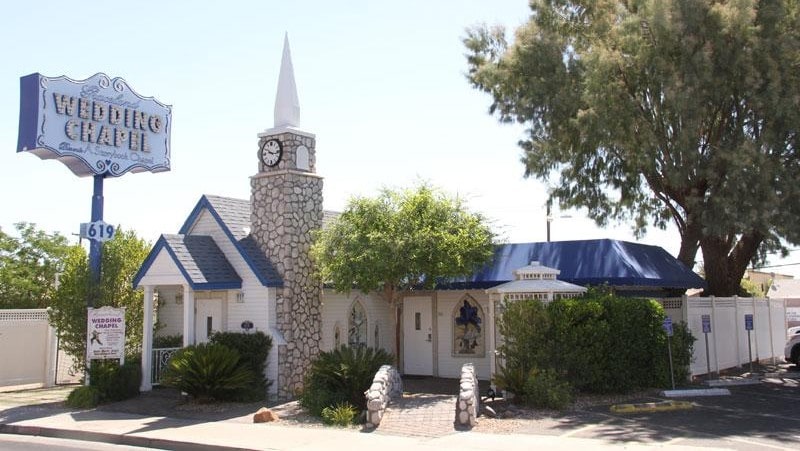 graceland wedding chapel