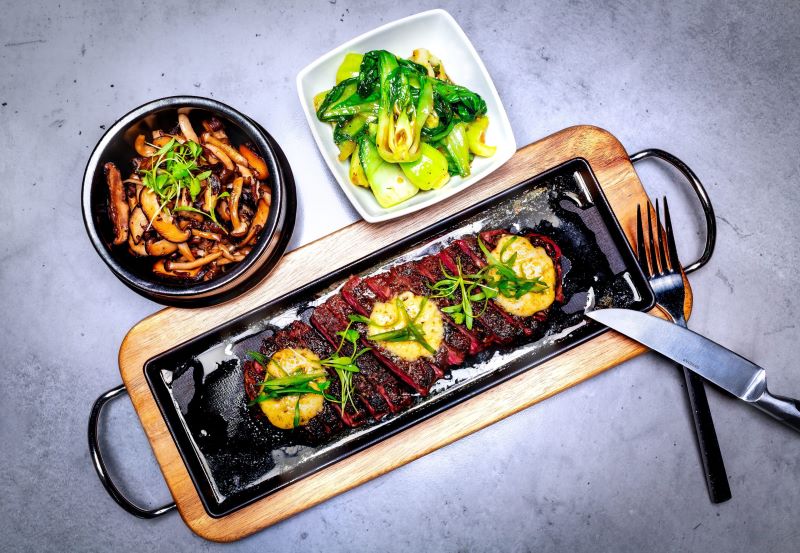 sharable dishes at 8 East