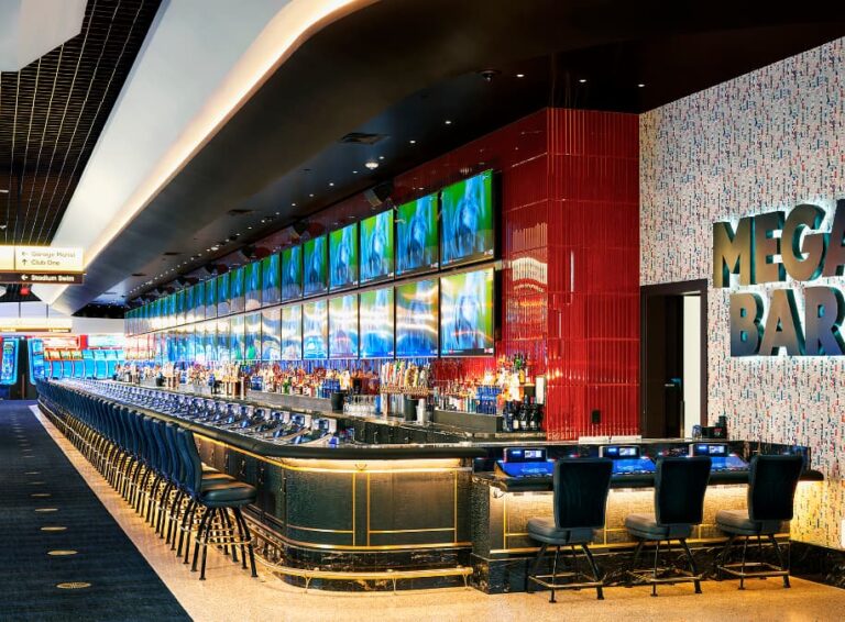 Circa Las Vegas Mega Bar