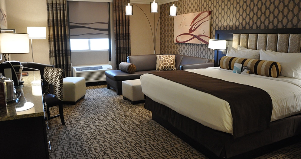 Golden Tower King accommodation at Golden Nugget